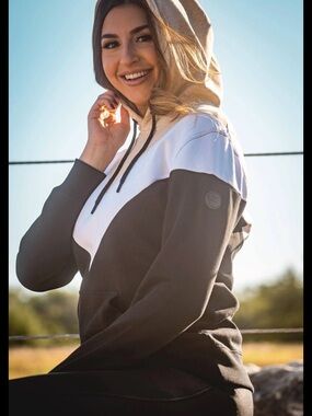 Hooey Black, White & Tan Colorblock Pullover Hoodie